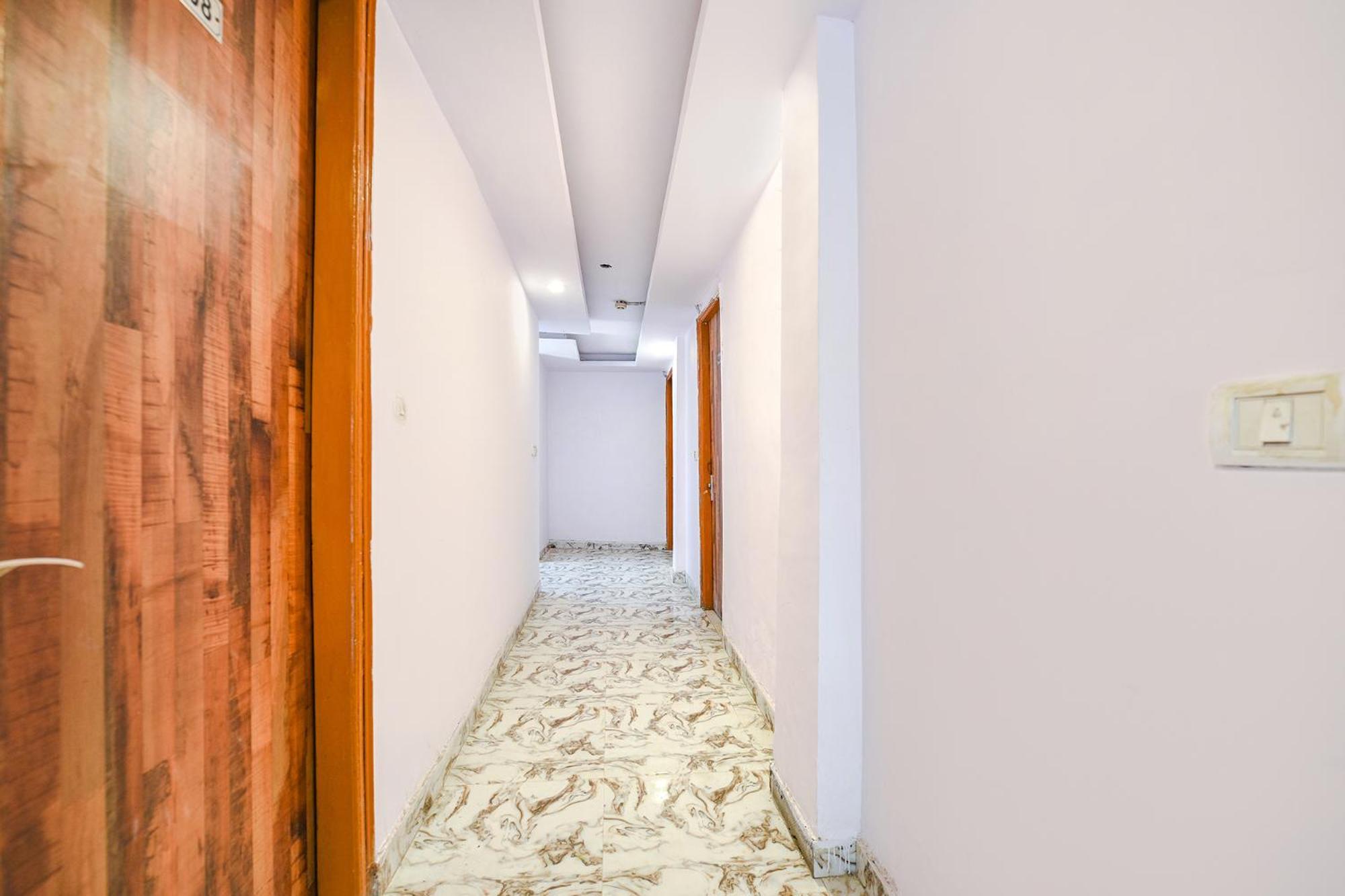 Fabhotel Pp Residency Tilak Nagar Nueva Delhi Exterior foto